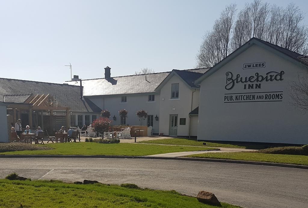 The Bluebird Inn At Samlesbury Preston  Extérieur photo